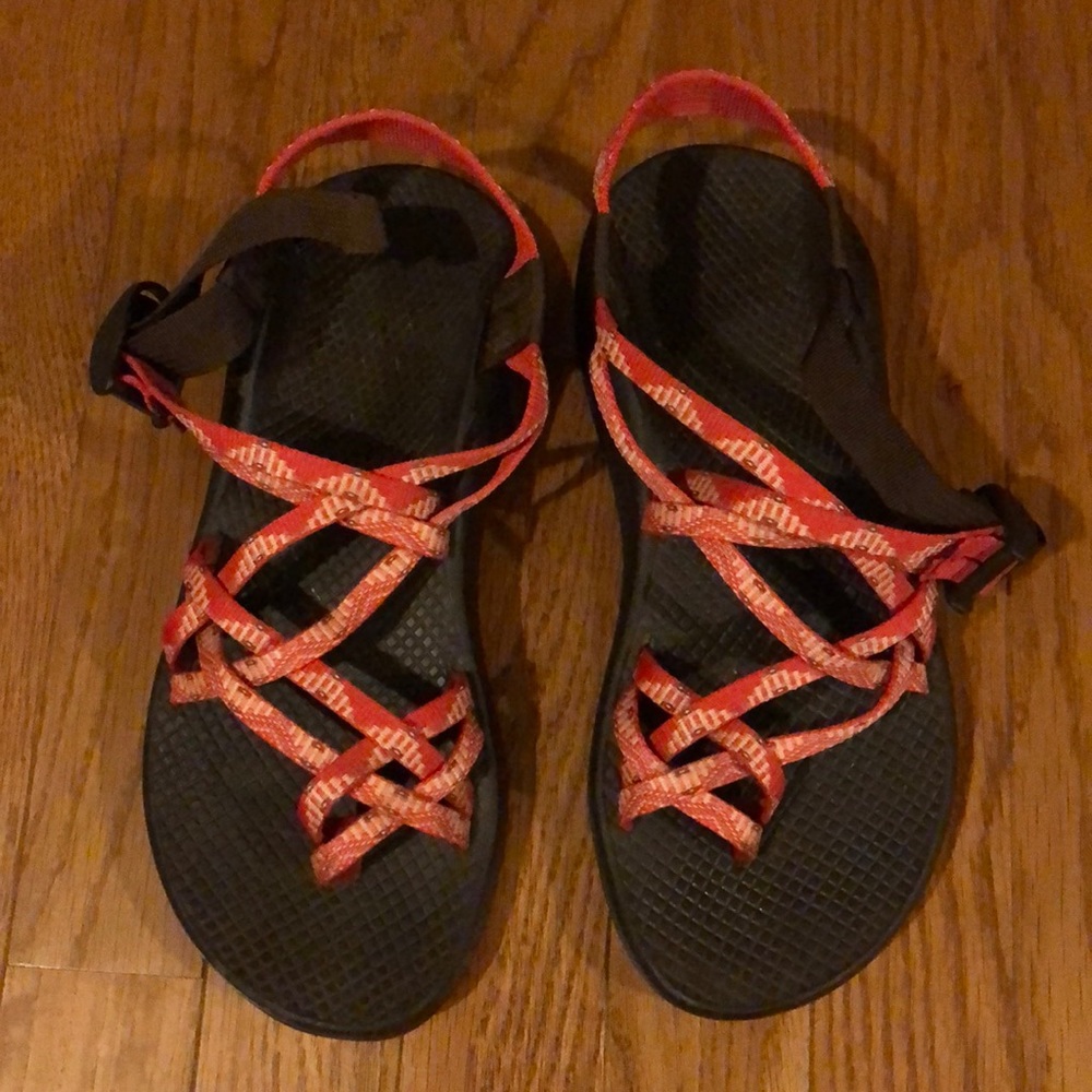 Women’s chacos - size 8